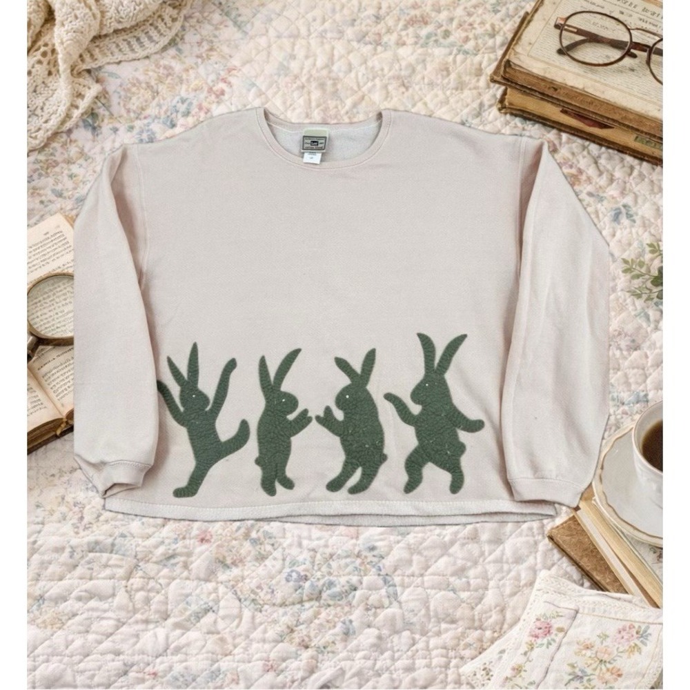 Womens Vintage Style Bunny Sweatshirt Pink Dancing Rabbit Graphic Lee LG Cottage